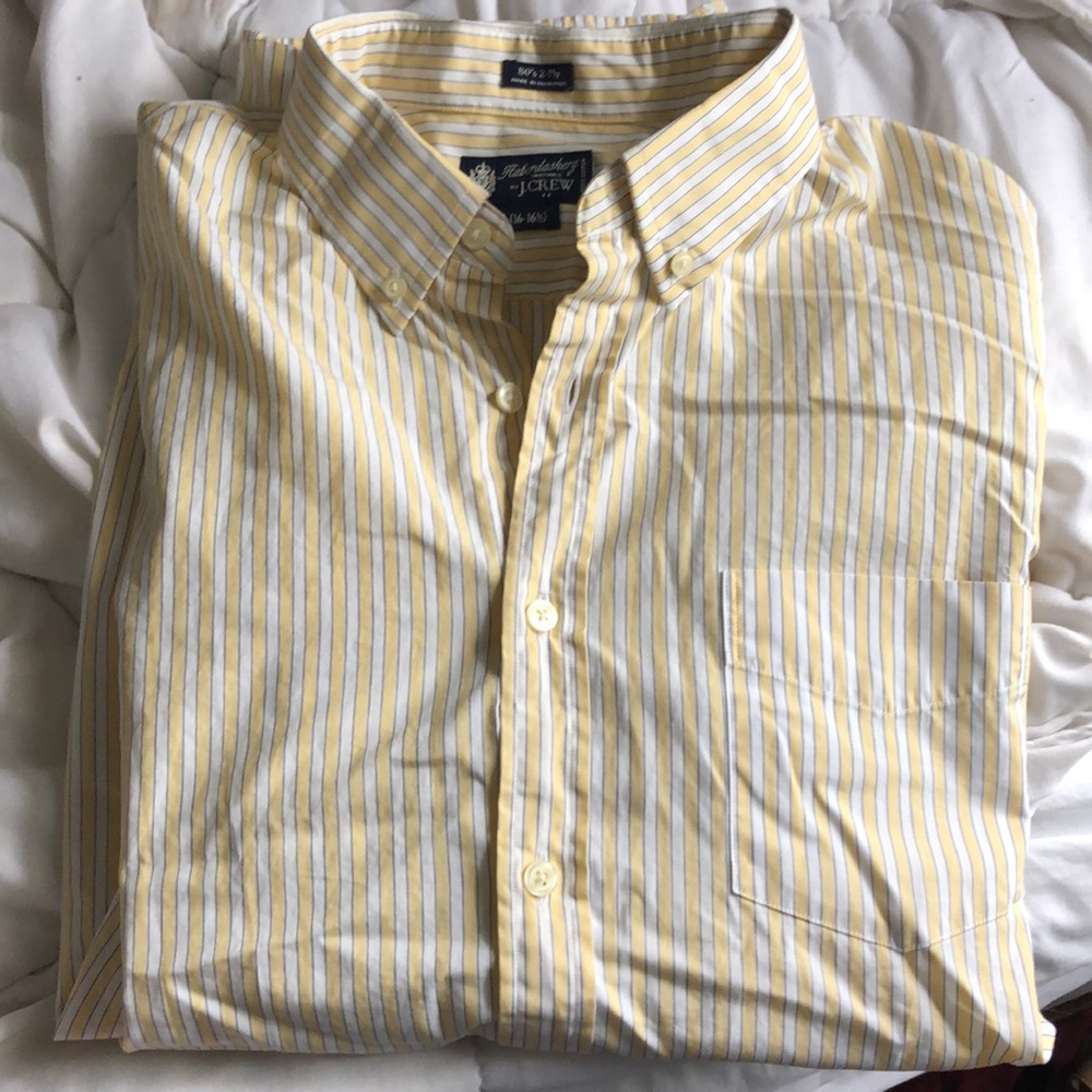 3 Men’s long sleeve button downs